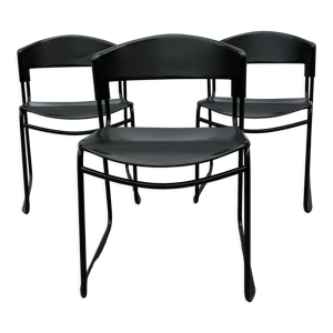 3 chaises design en métal et pvc