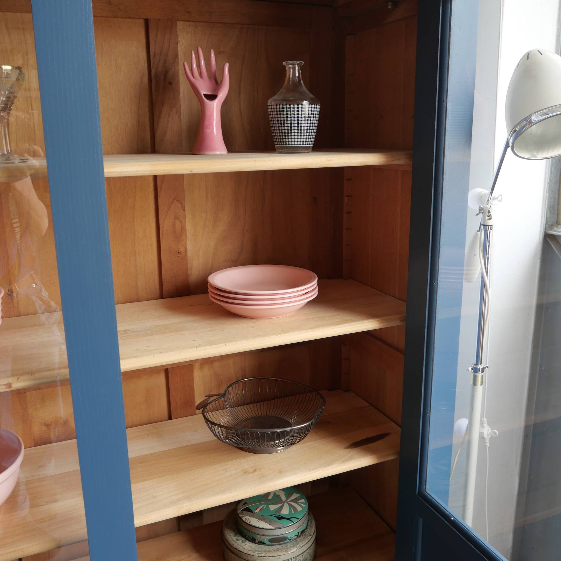 Dresser display cabinet