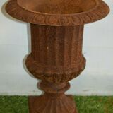 Vase médicis en fonte