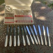 Cutlery set consisting of 49 pieces in silver metal, antique and collector's item