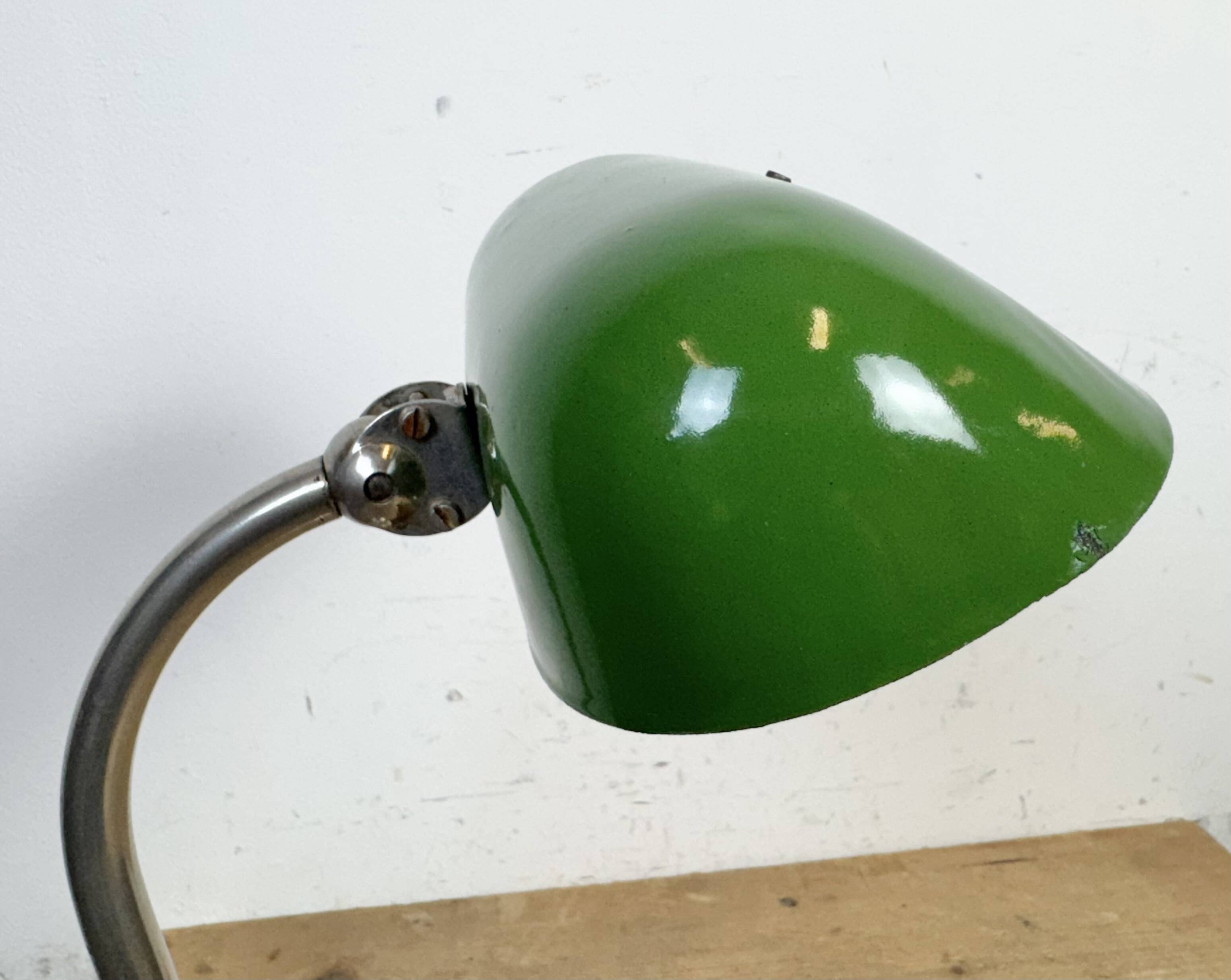 Vintage Green Enamel Bankers Table Lamp, 1950s