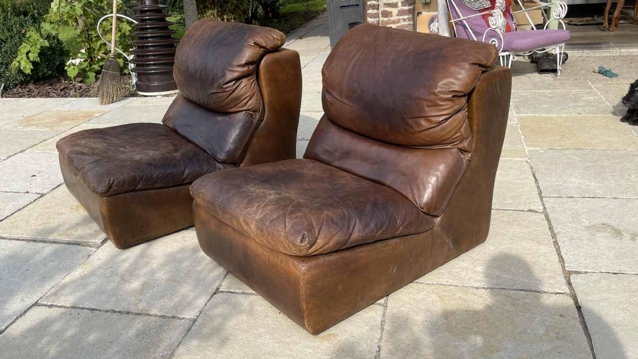 Pair of vintage leather armchairs / fireside chairs / clubs, 1970s