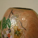 Vase en laiton polychrome émaillé vintage