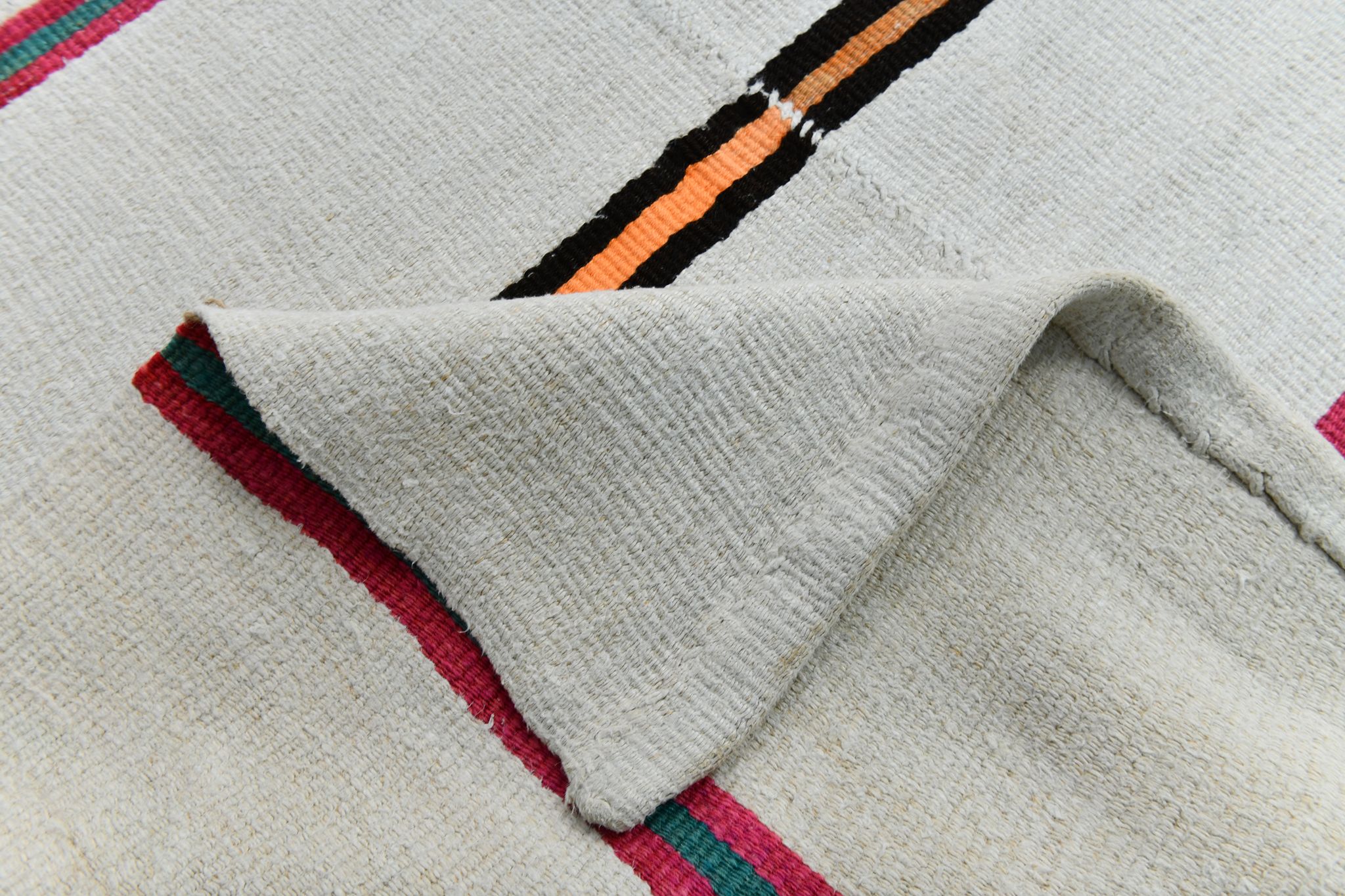 6x8 pinstriped turkish rug, 184x253cm