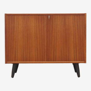 Buffet en teck, design danois, années 1970, fabriquée au Danemark