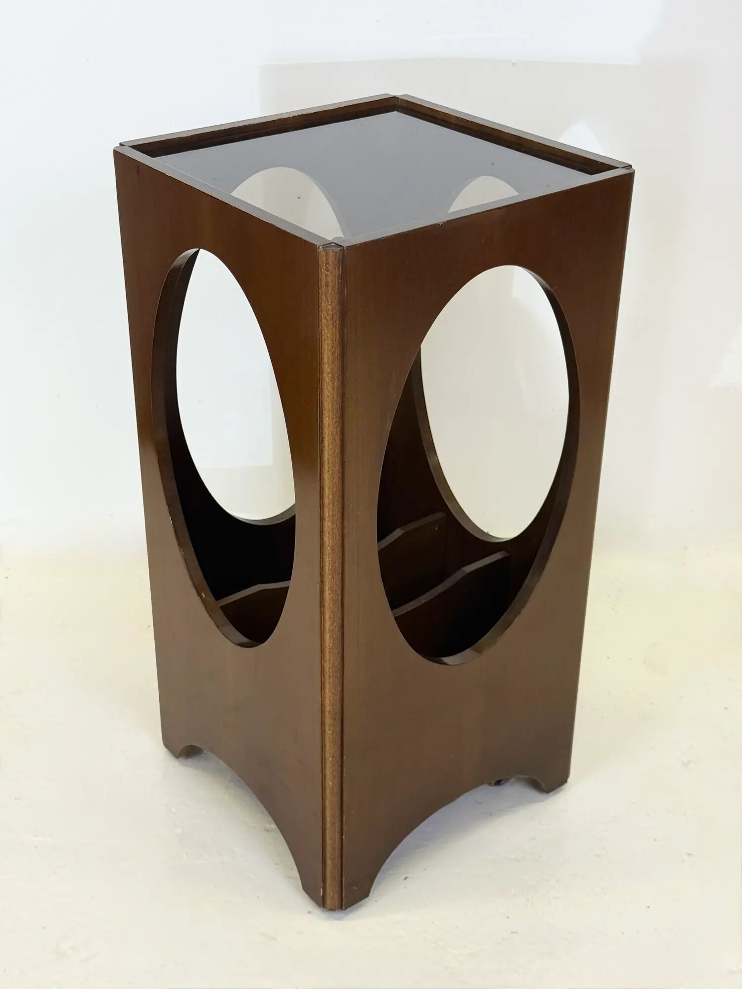 Vinyl storage side table — Italy, 1960s