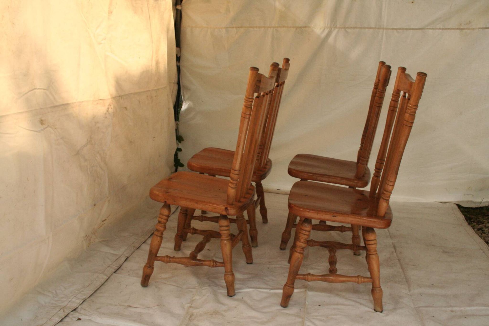 Lot de 4chaises model country americaines  de jdv