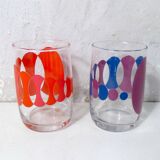 2 glasses