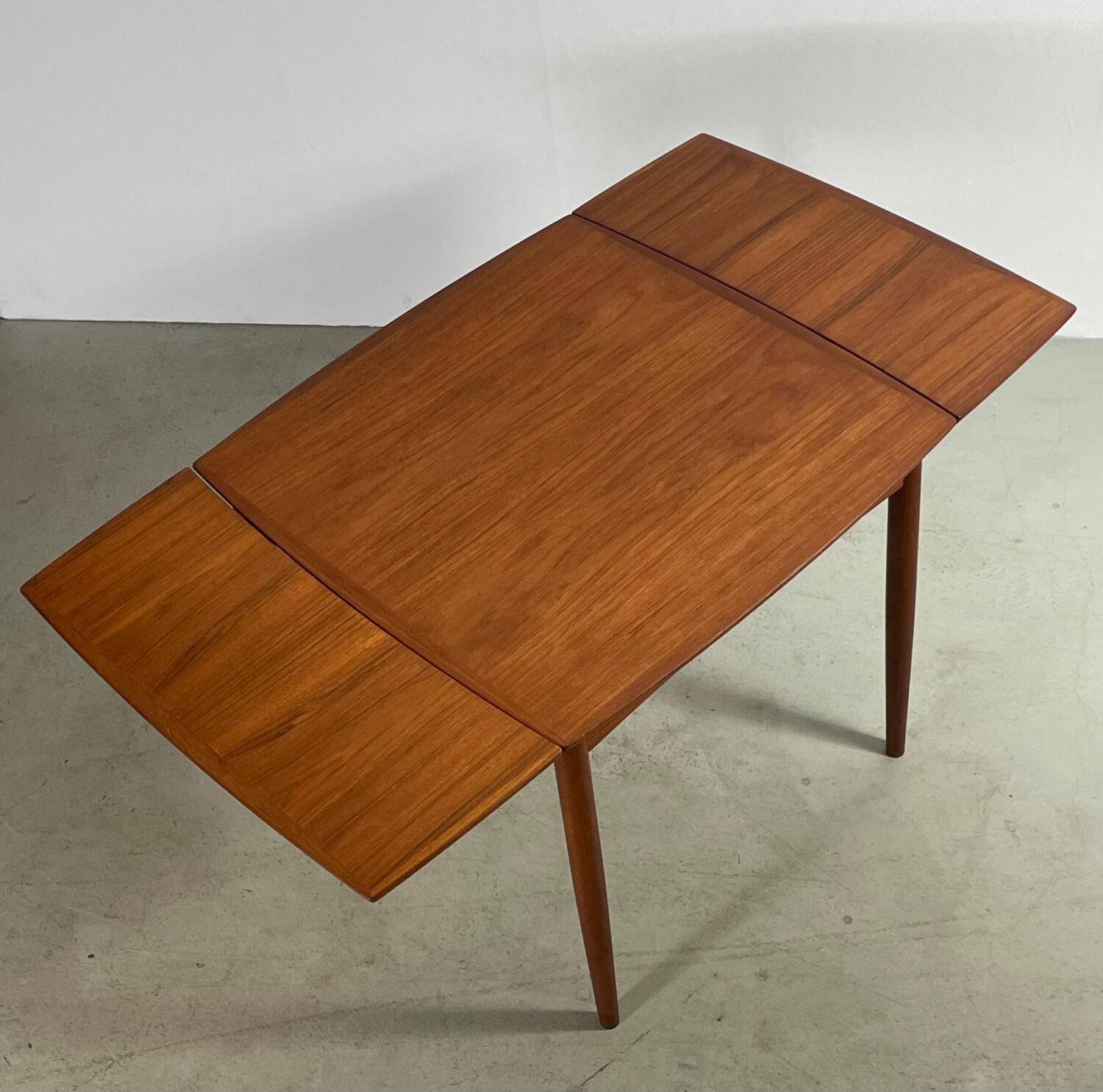 1960s Danish Rectangular Teak Extendable Dining Table