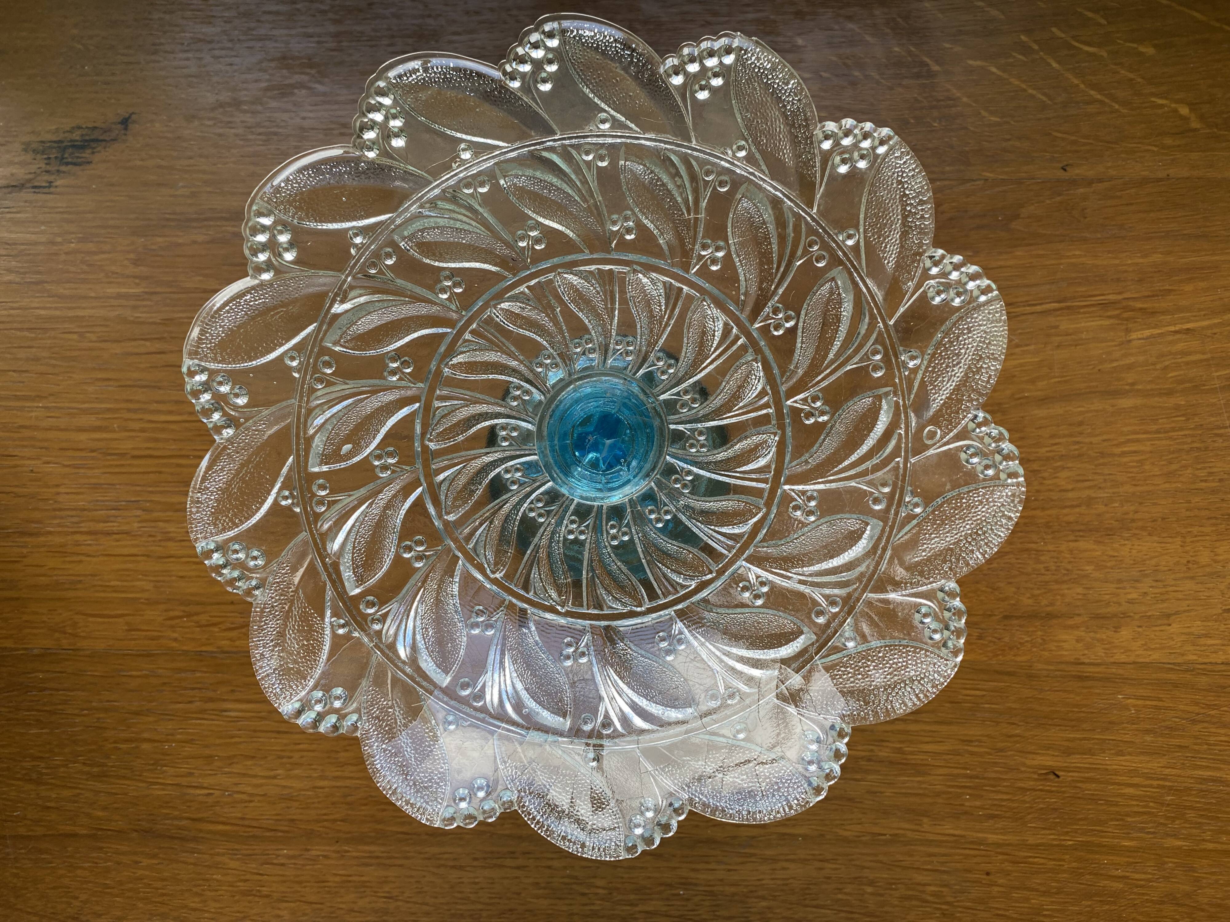 Compotier bicolore en verre moulé