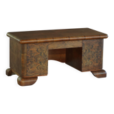 Bureau Art déco, sculptural et expressif, en noyer, réalisé par un ébéniste français, années 1930