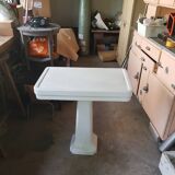 Porcelain dressing table