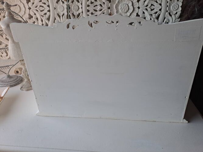 Boite de rangement à casiers et tirroir en bois peint blanc