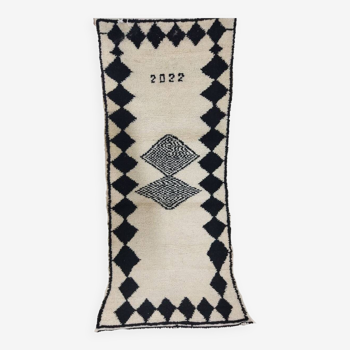 Handmade moroccan berber rug 231 x 95