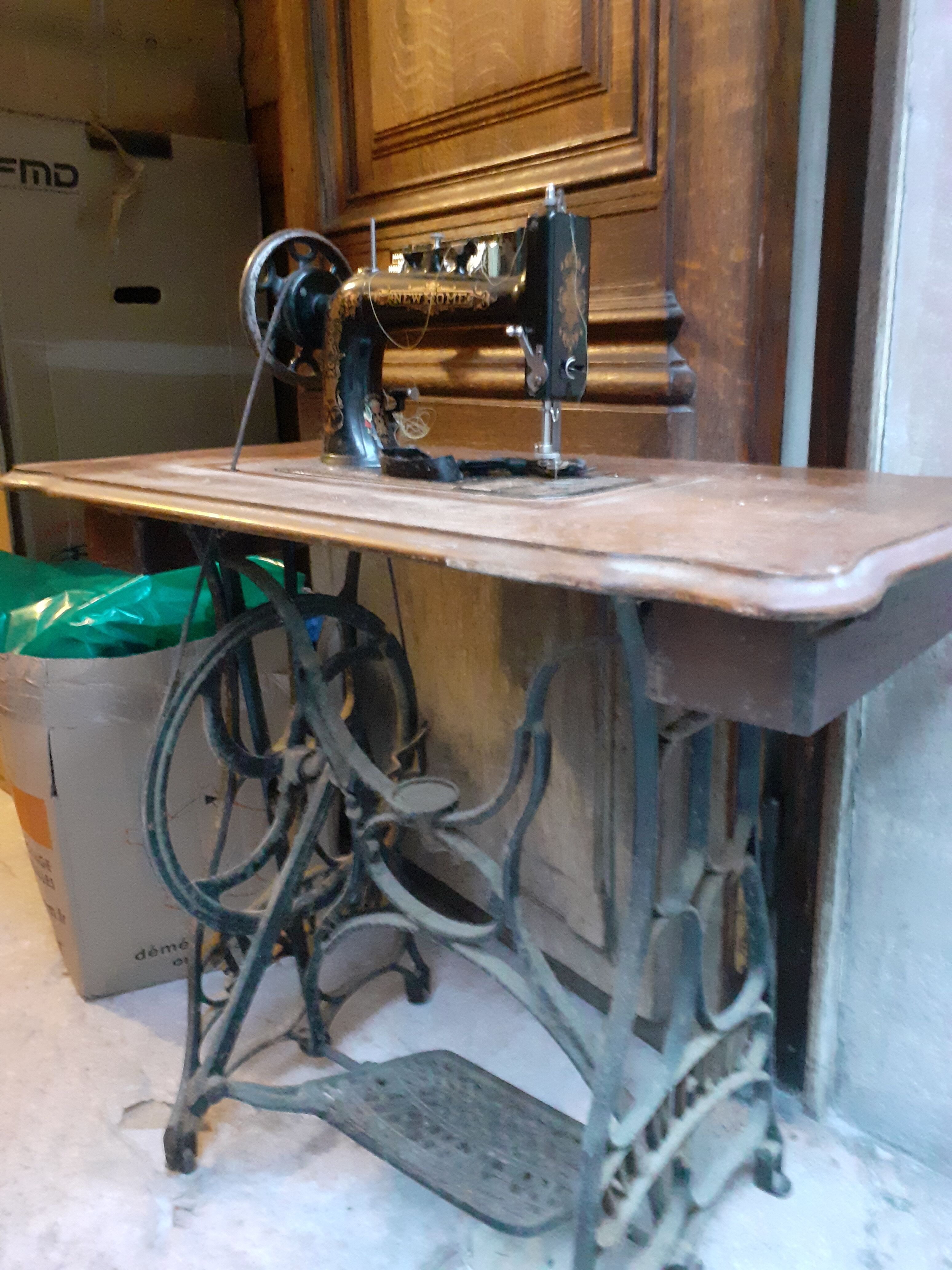 Antique sewing machine New Home