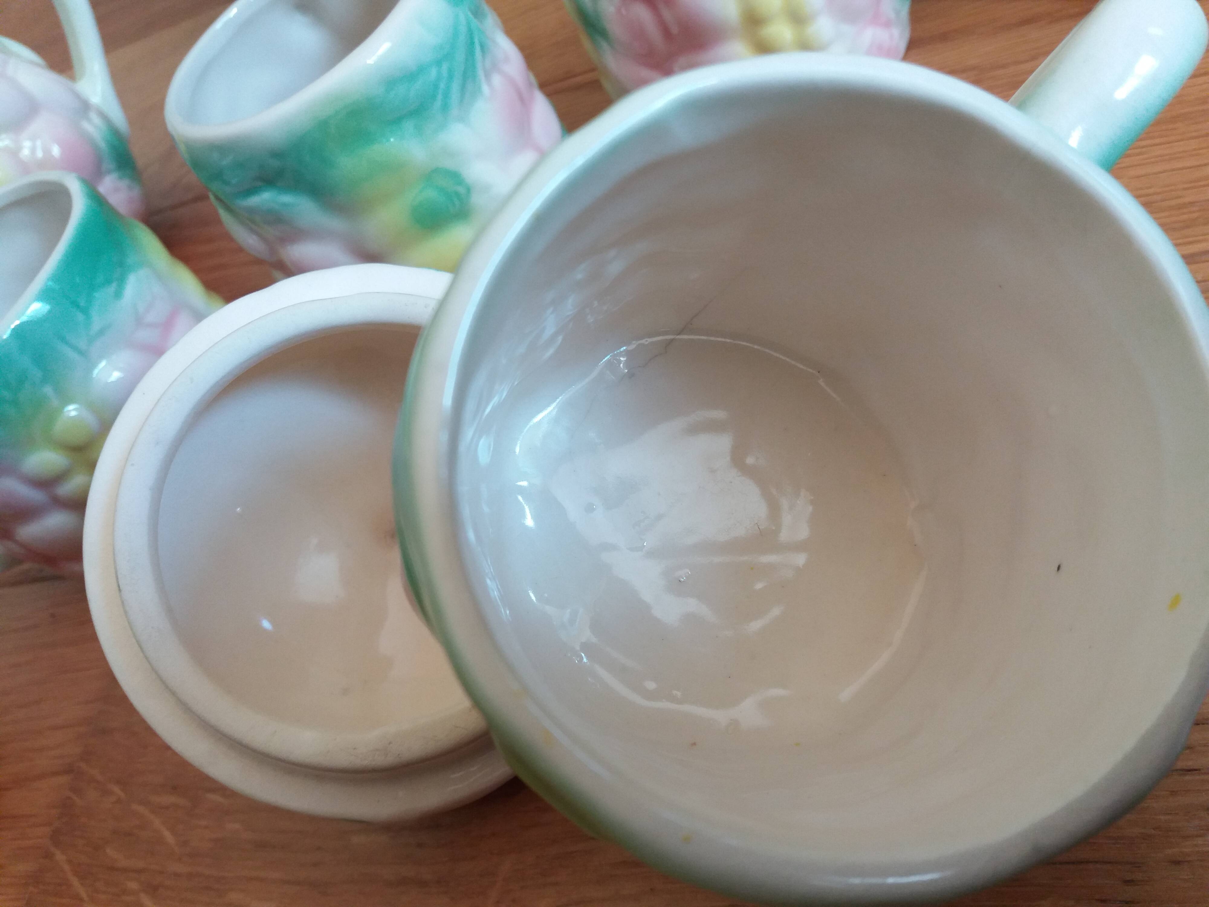 Pastel slushie coffee or tea service