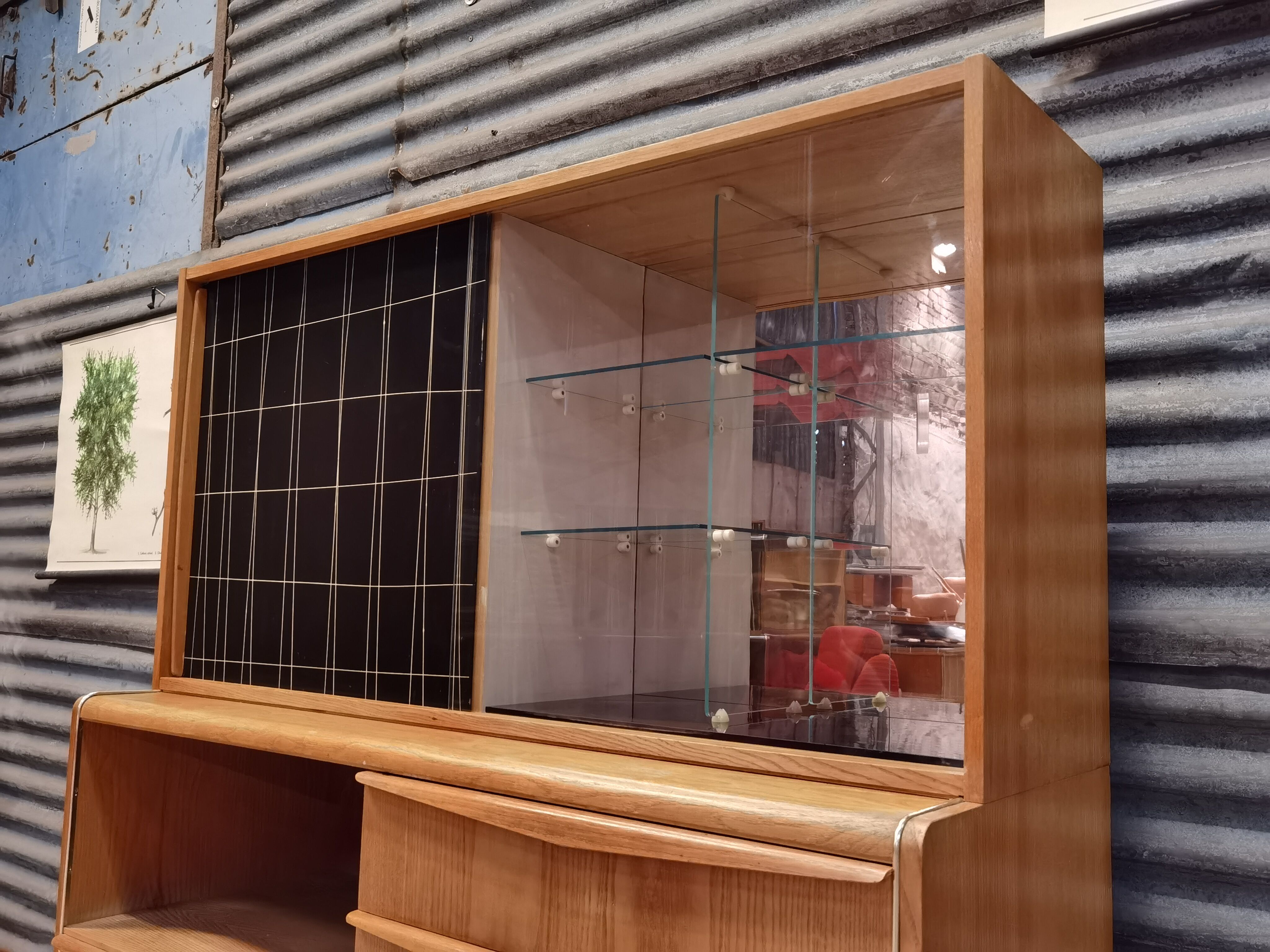 Buffet U372 / 386 Bohumil Landsman and Hubert Nepožitek for Jitona Soběslav