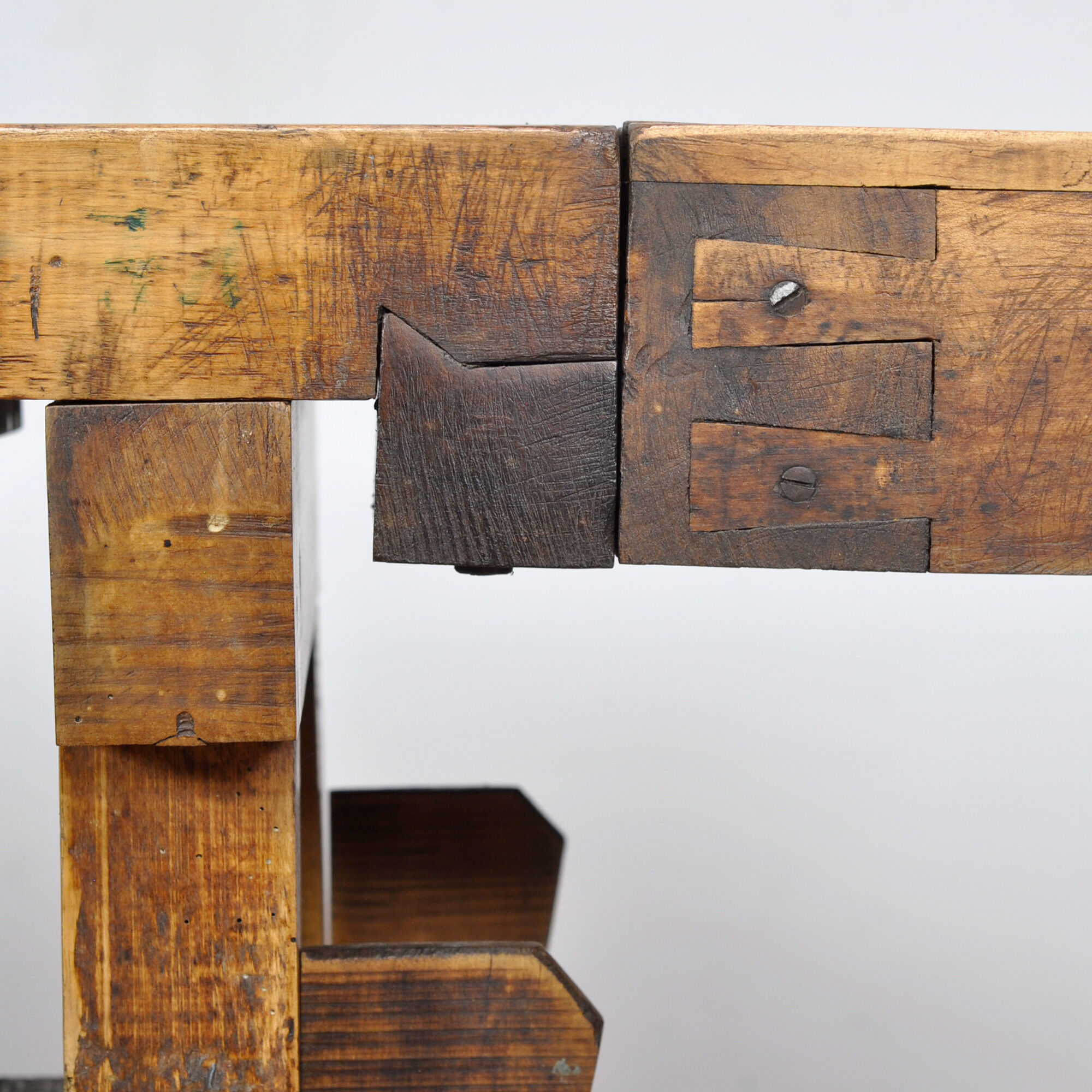 Oak carpenters workbench, circa 1920