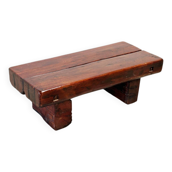 Table basse brutaliste