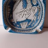 Ashtray or pocket emptying