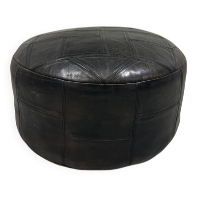 Pouf en cuir patchwork marron De Sede des années 1970