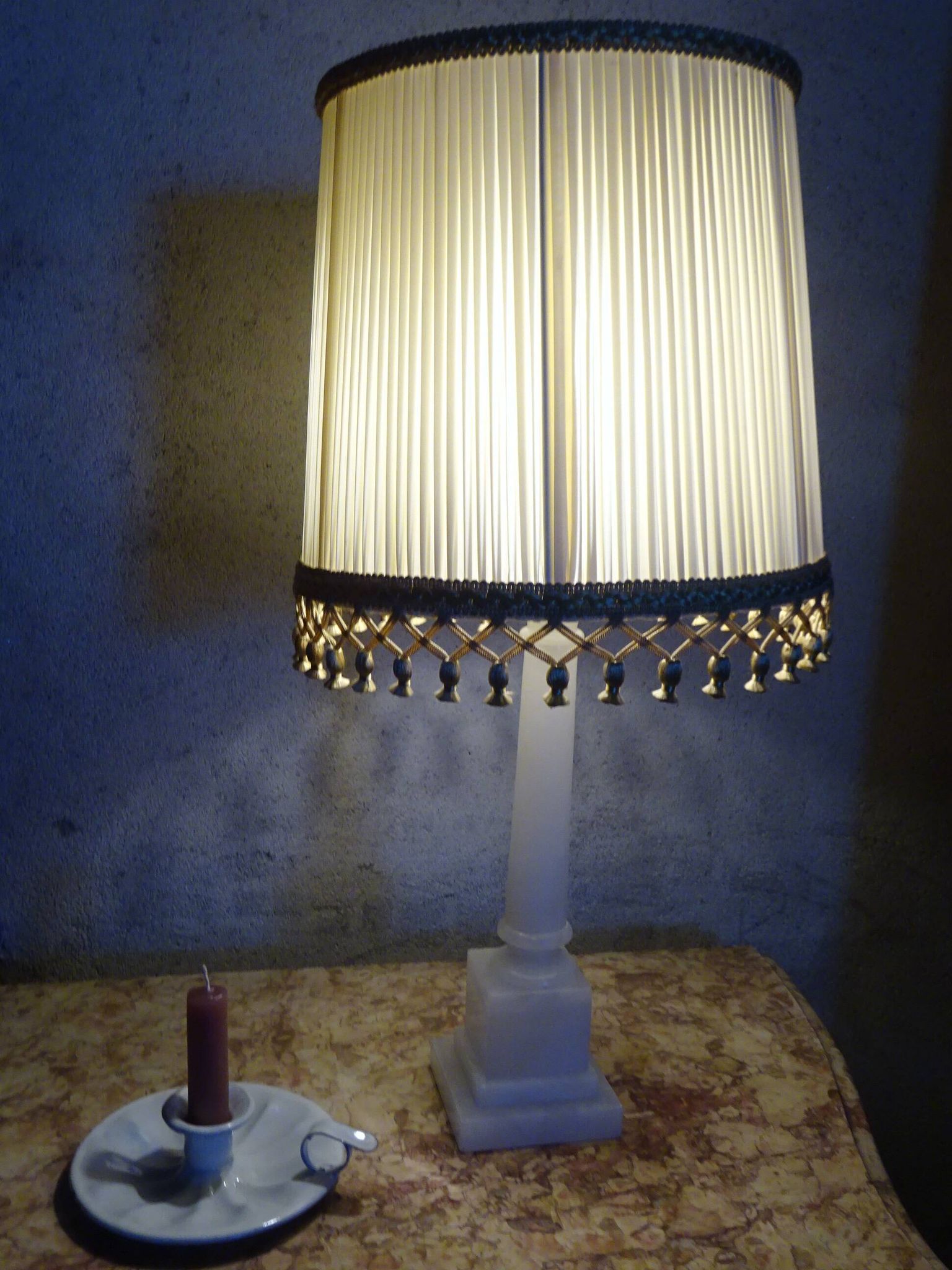 Lampe en albâtre