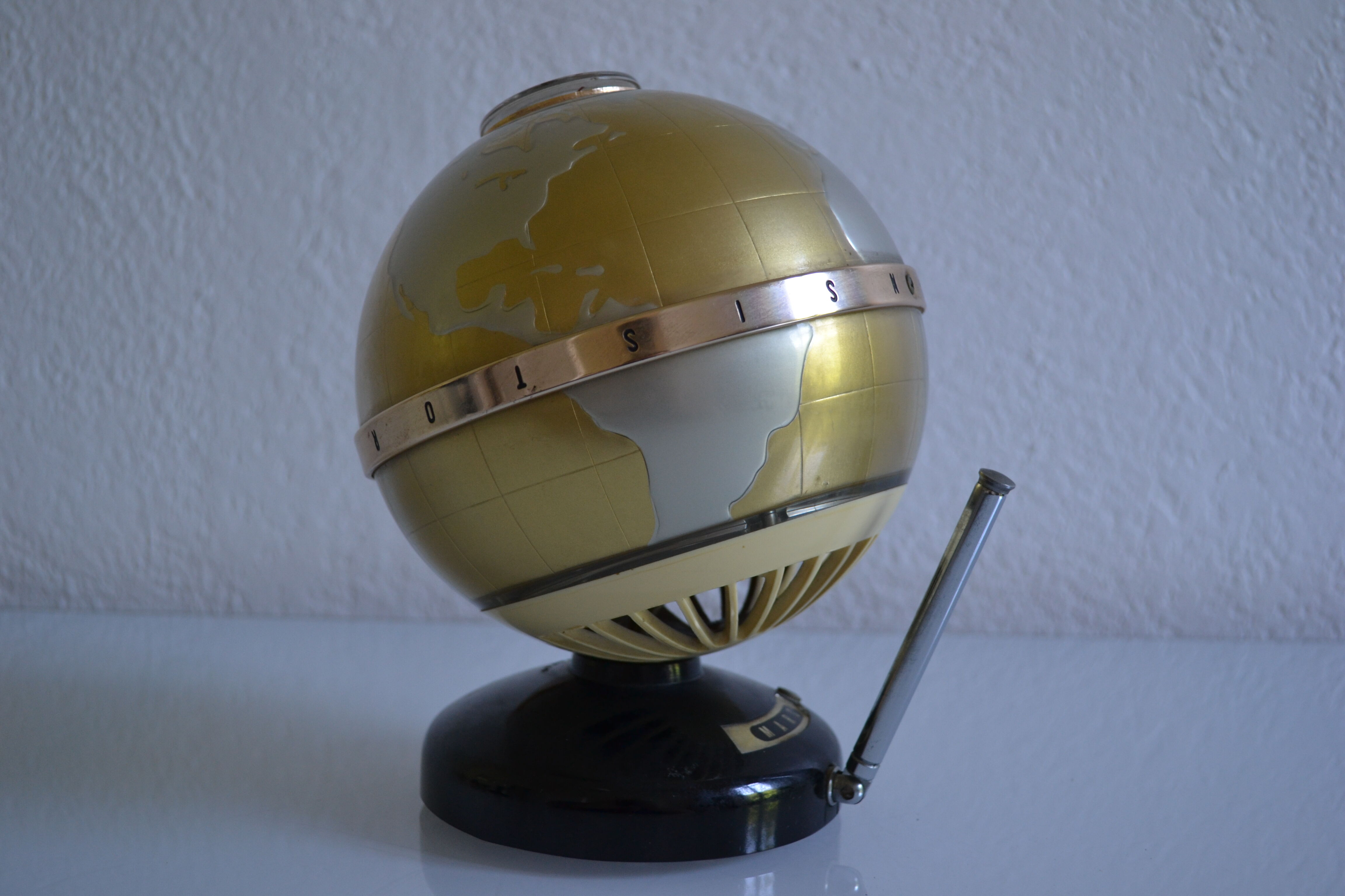 Radio vintage globe terrestre 60's