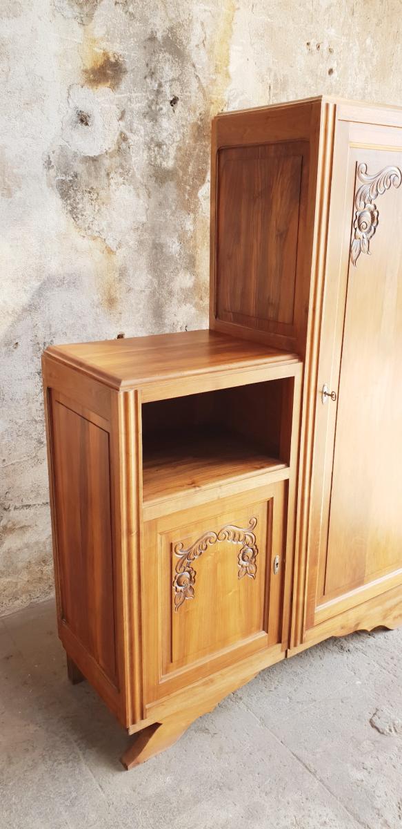 Armoire asymétrique vintage
