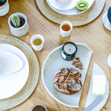 Table set or underside made of natural fiber