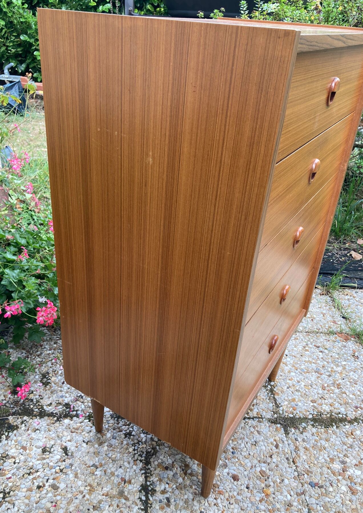 Vintage rag chest of drawers from the 60s