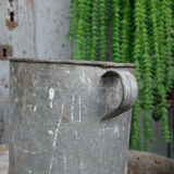 Cache pot en zinc