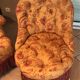 Paire de fauteuils crapaud