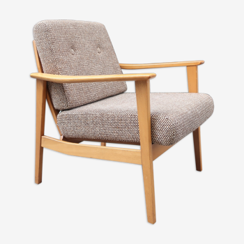 Fauteuil des années 60 en bois et tissu