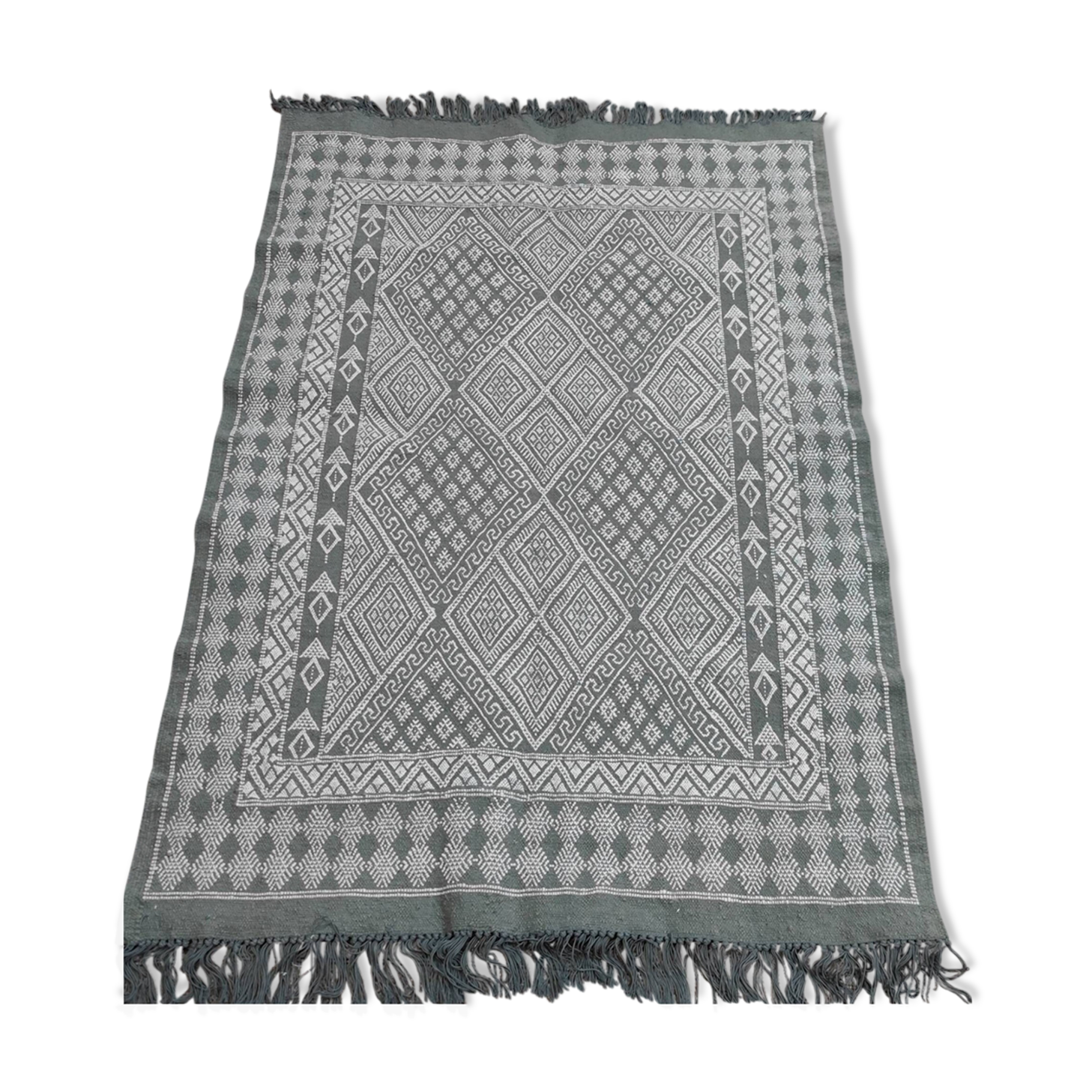 Handmade gray and white rug in natural wool