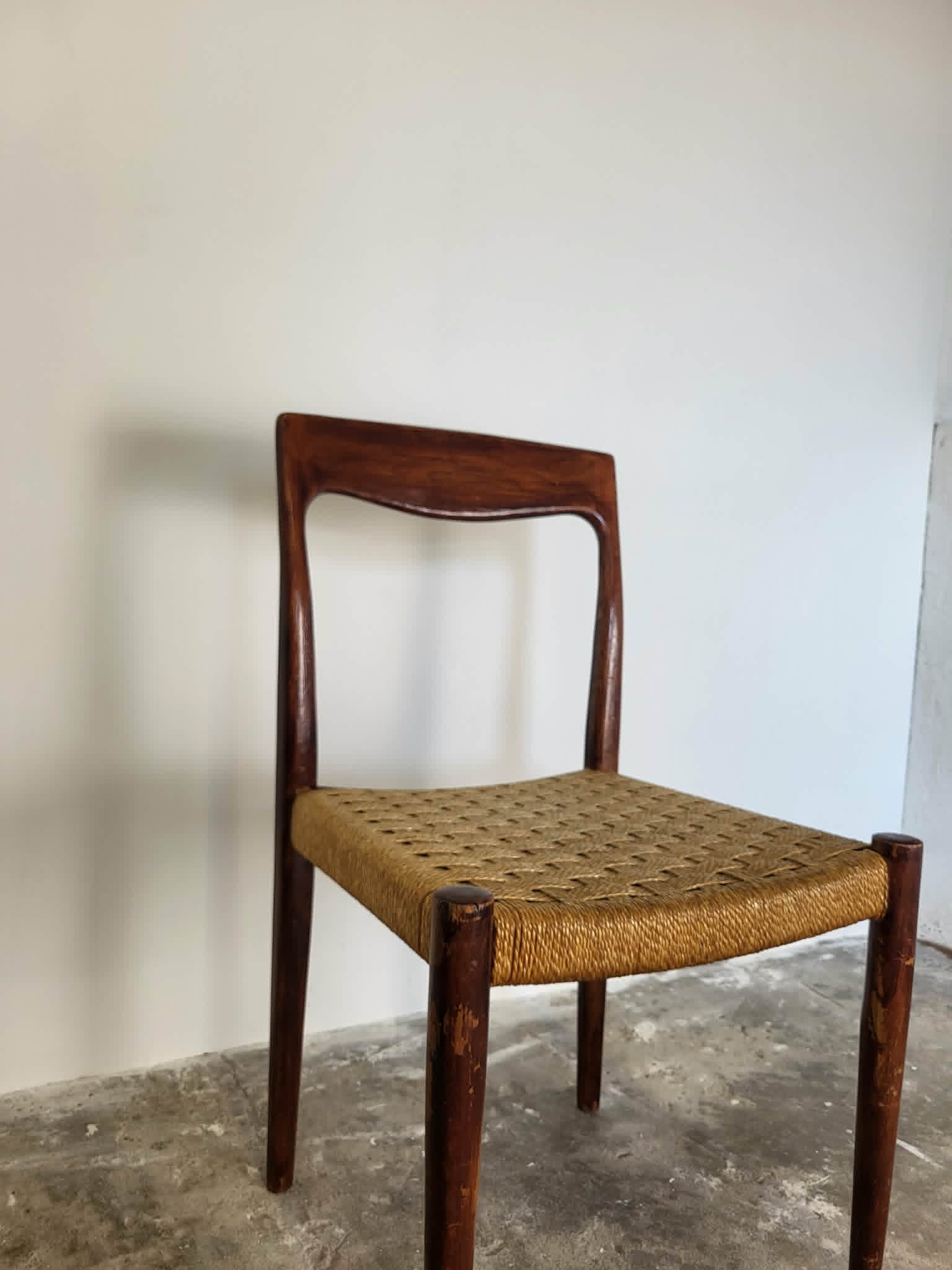 Chaise design scandinave 60/70