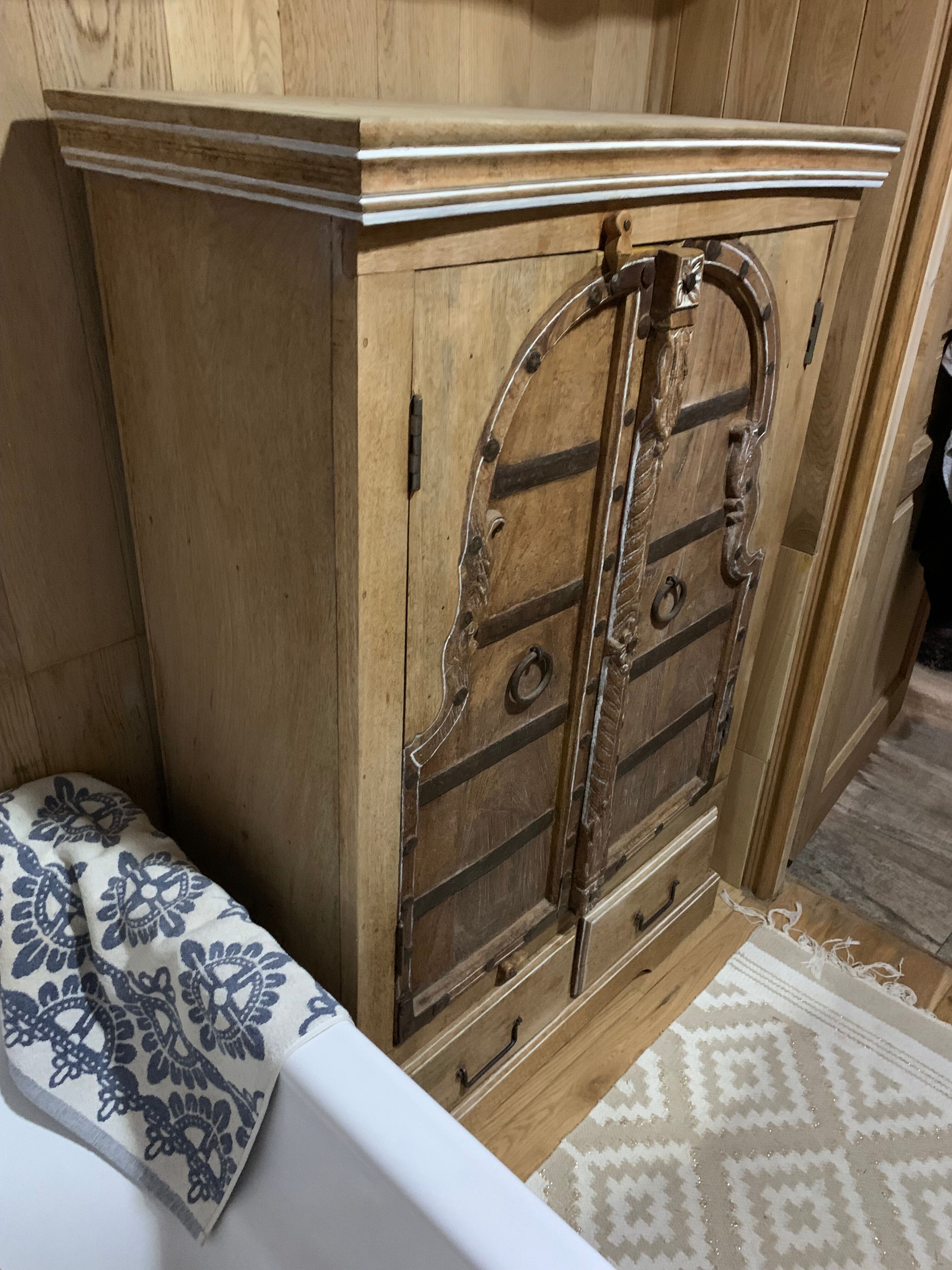 Armoire indienne