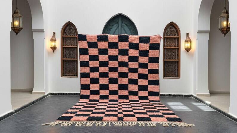Authentic handmade Berber rug 155/255 cm