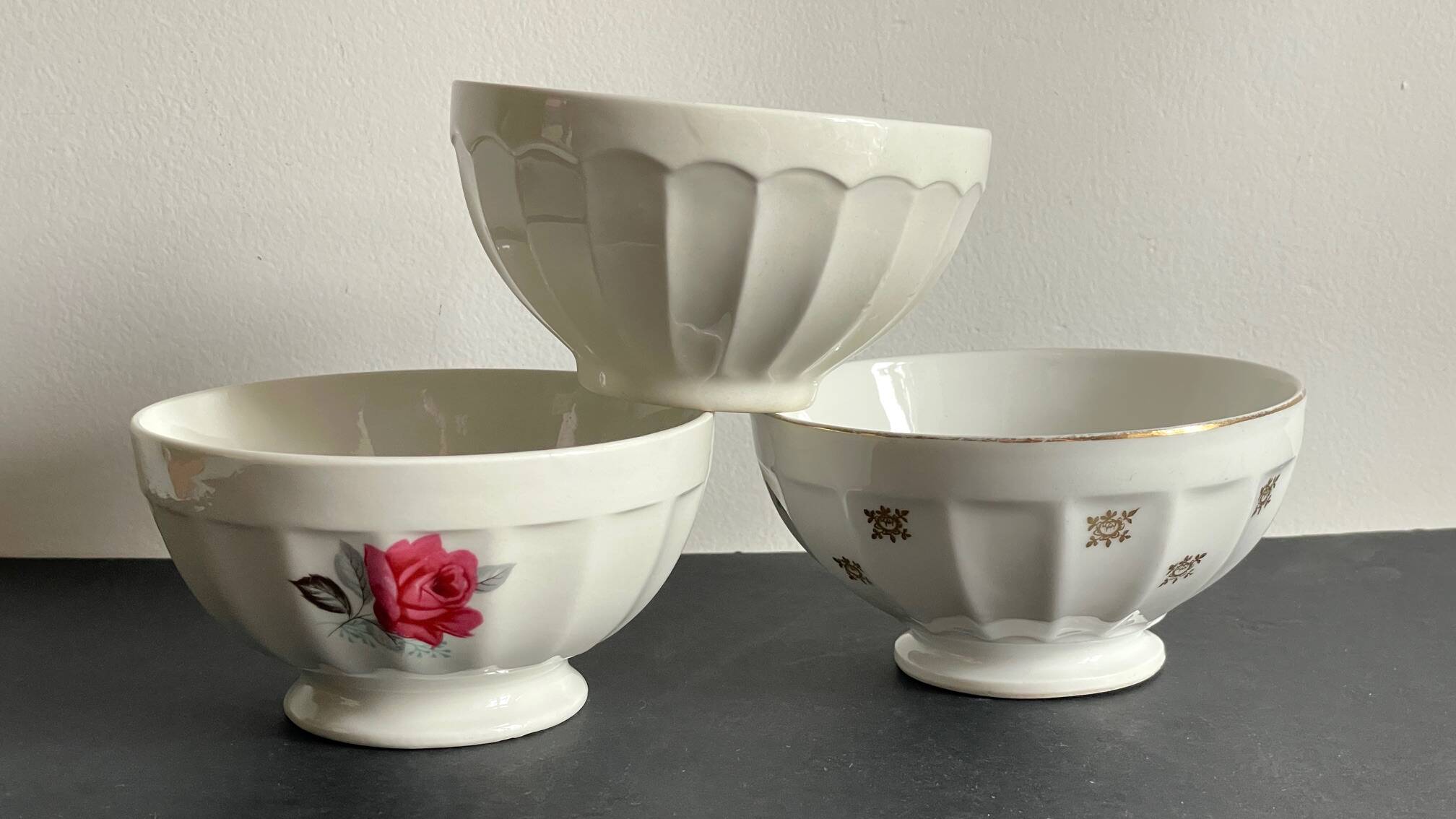 BOWLS Ceramic Pink and Gold VINTAGE