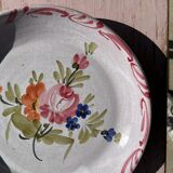 Sicilian plate pink hand-painted floral pattern