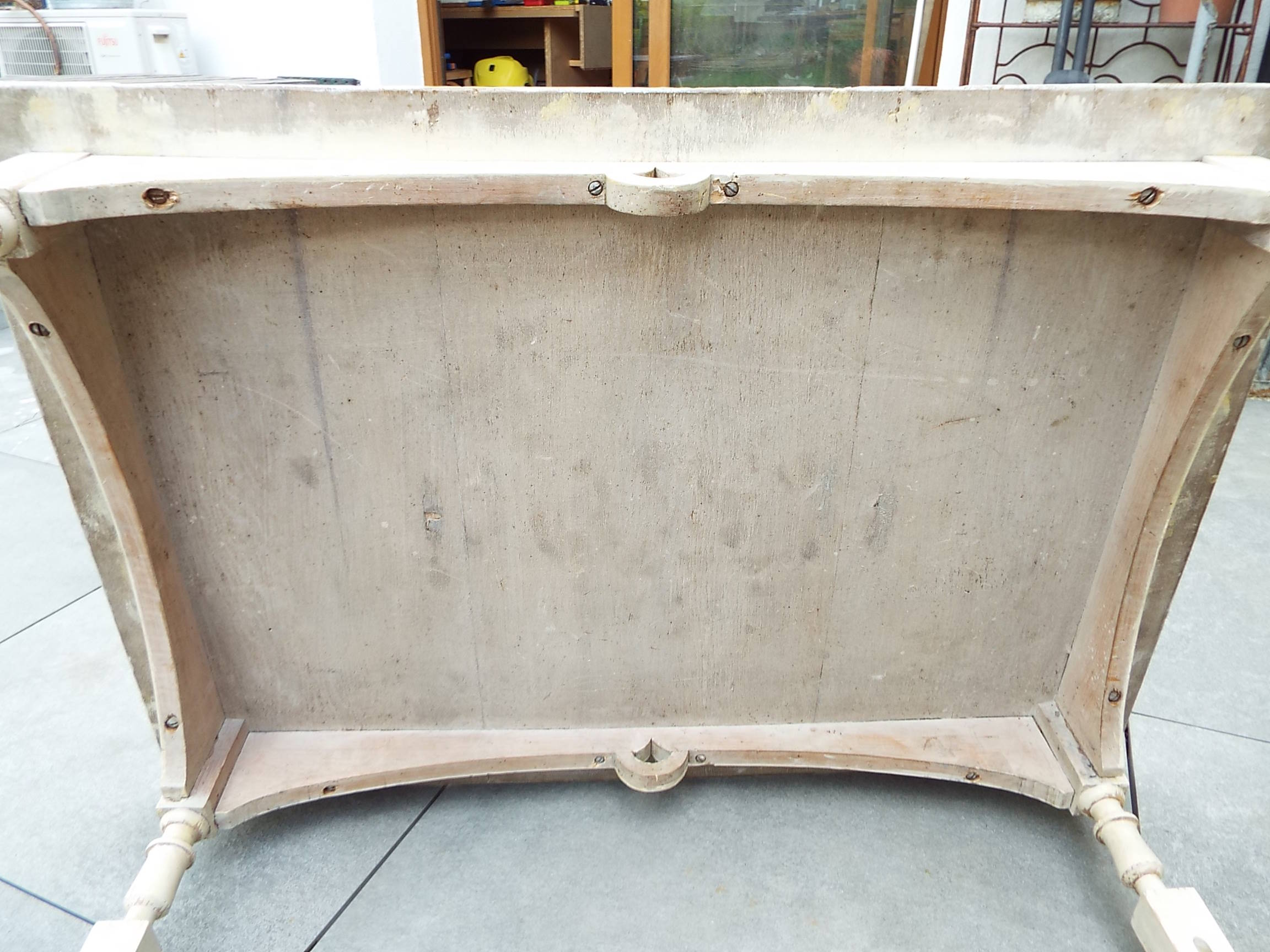 Art Deco table