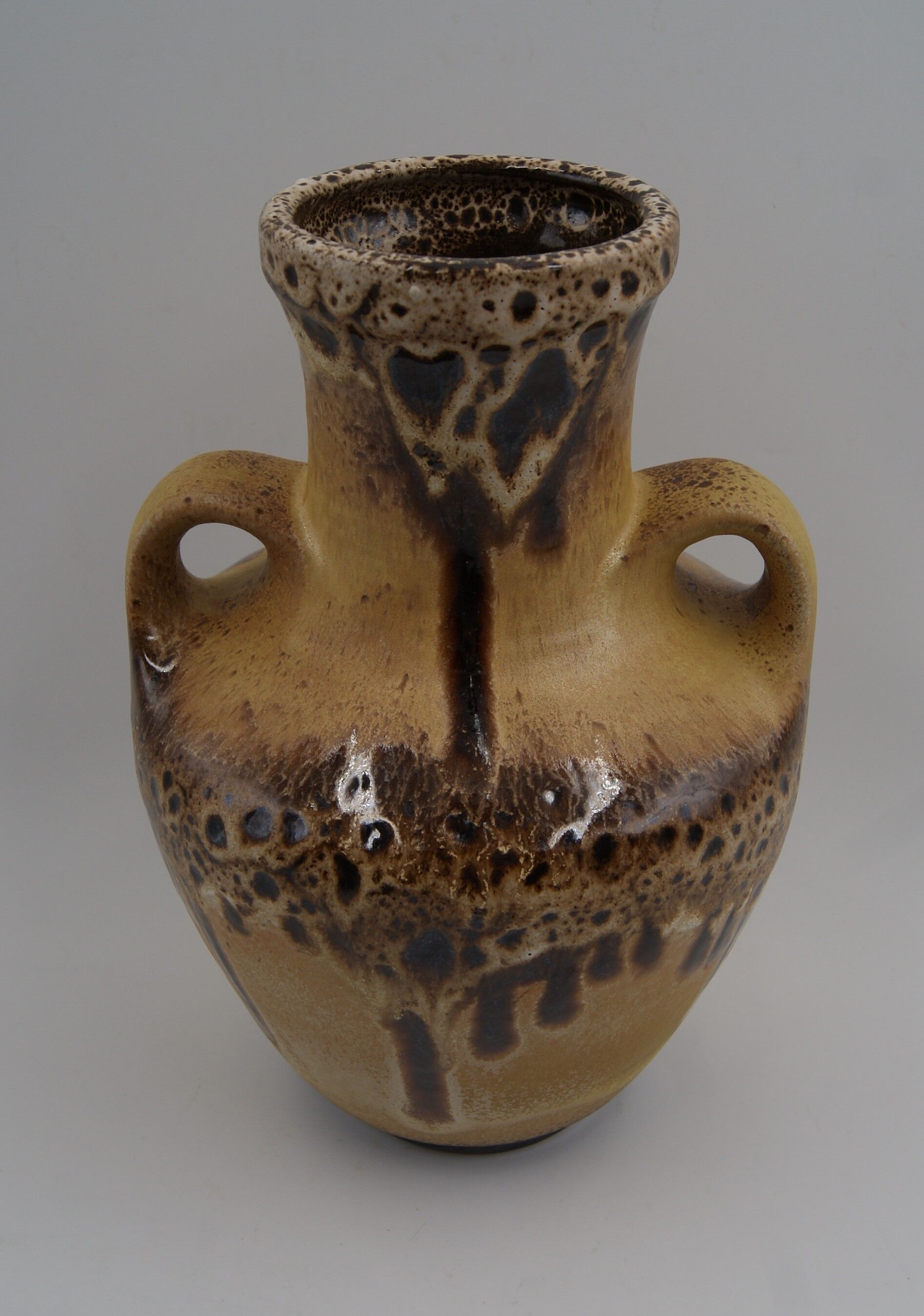 Ceramic vase Fat Lava 2 vintage handles