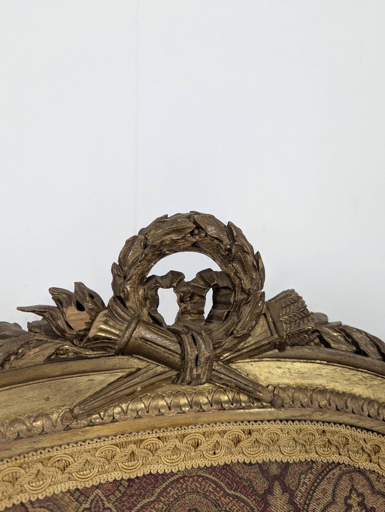 Louis XVI gilded wooden fire screen with tapestry
