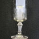 8 verres à vin anciens