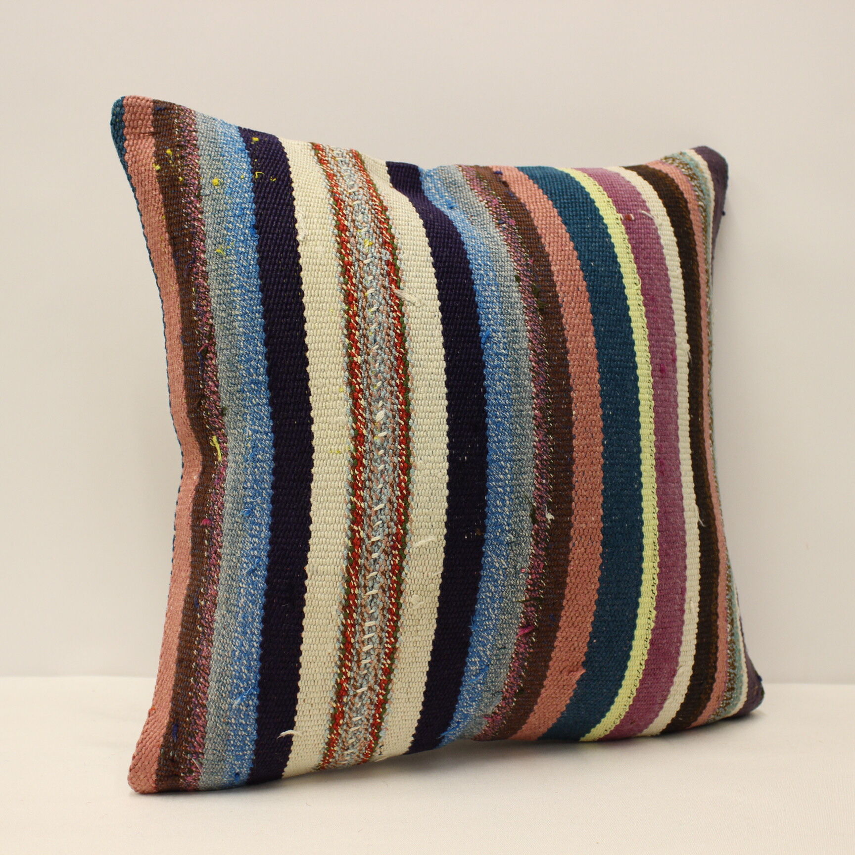 Coussin kilim 40x40 cm