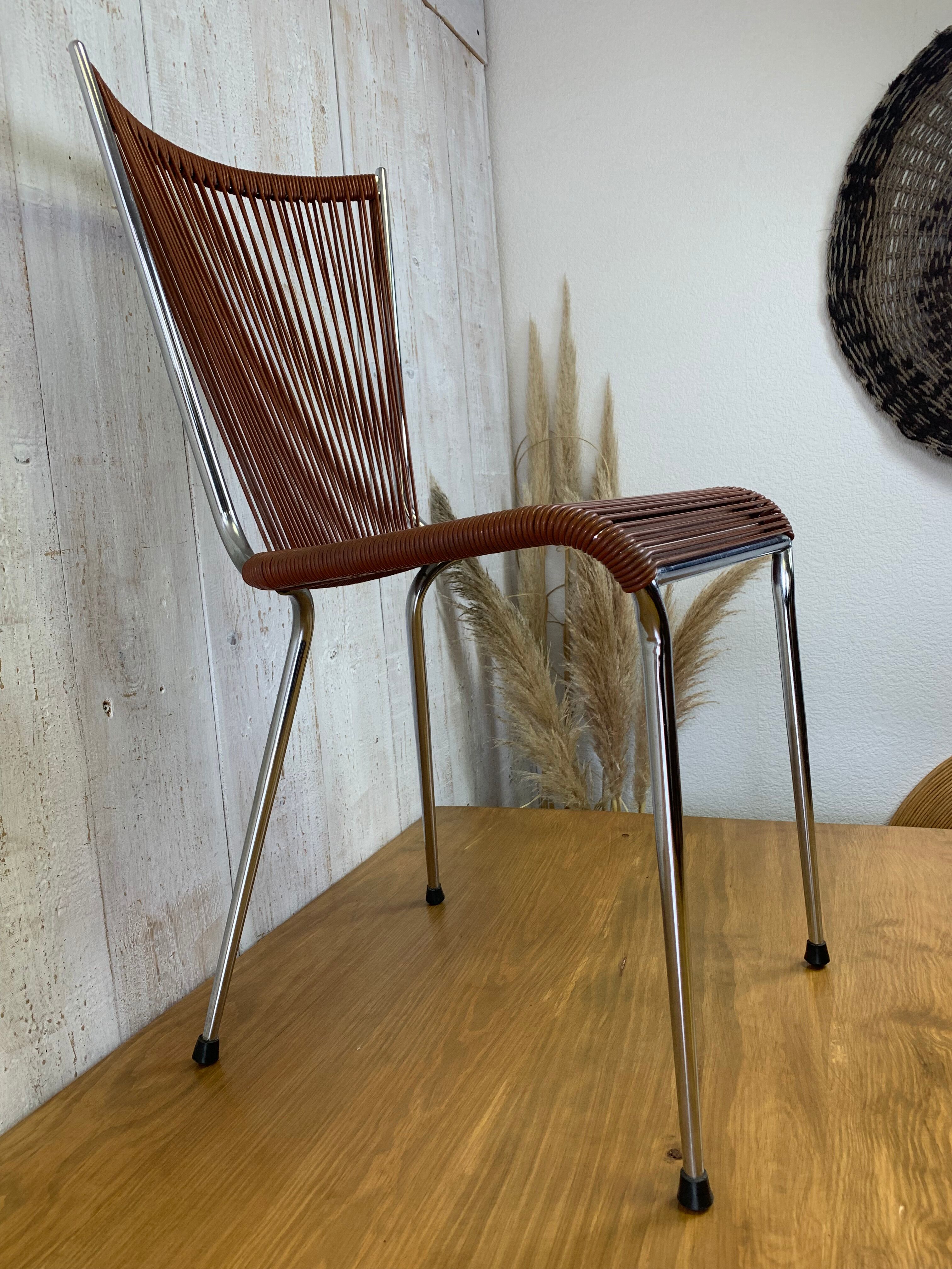 Pair of scoubidou chairs