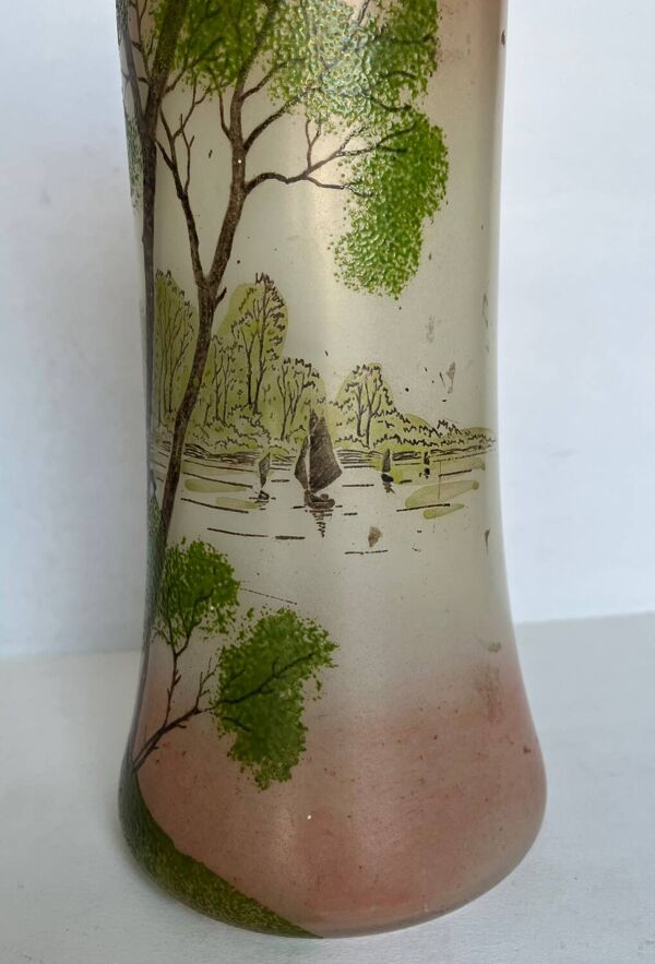Vase en verre dépoli peint Legras