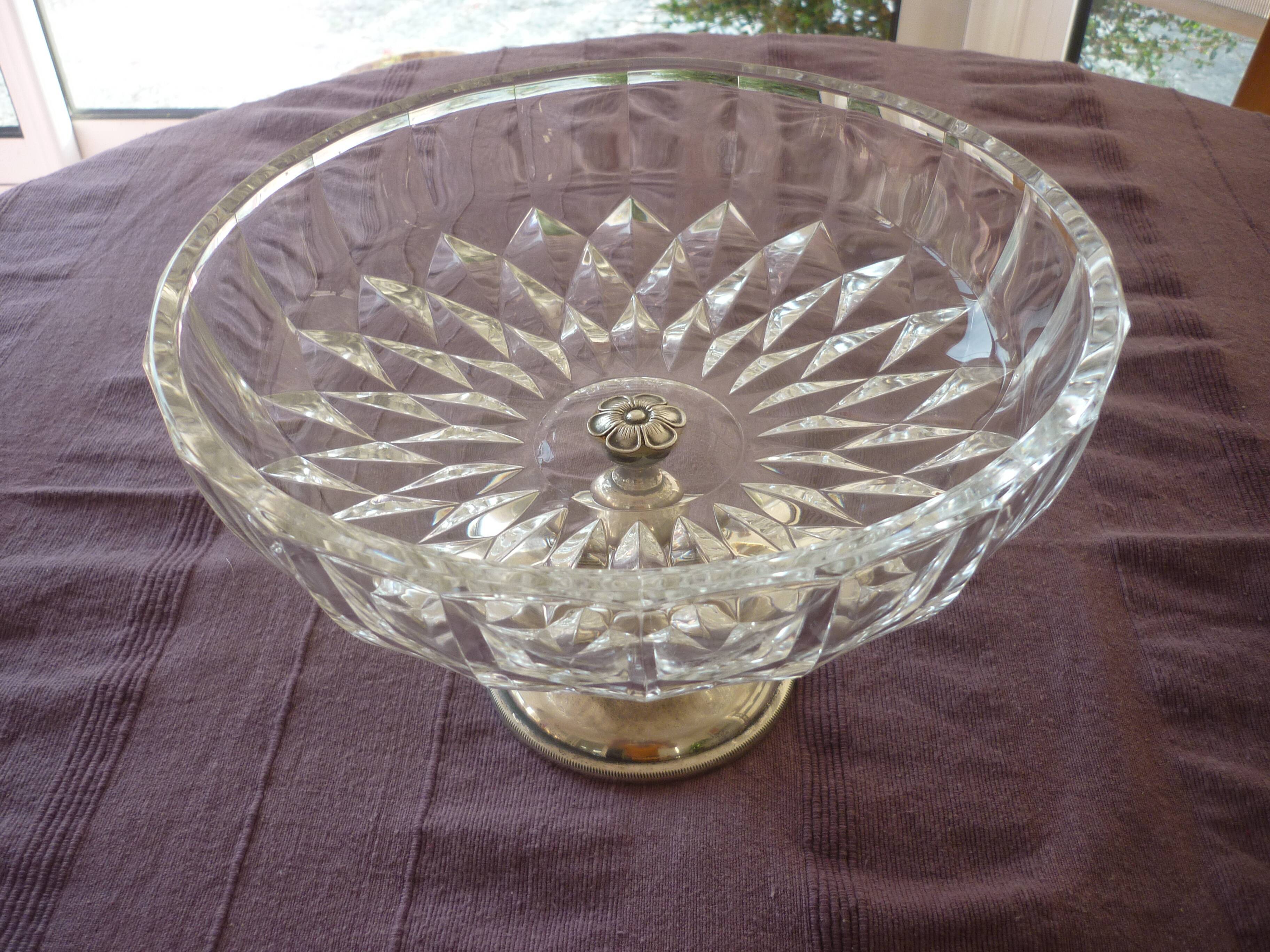 Coupe en cristal et metal argentée