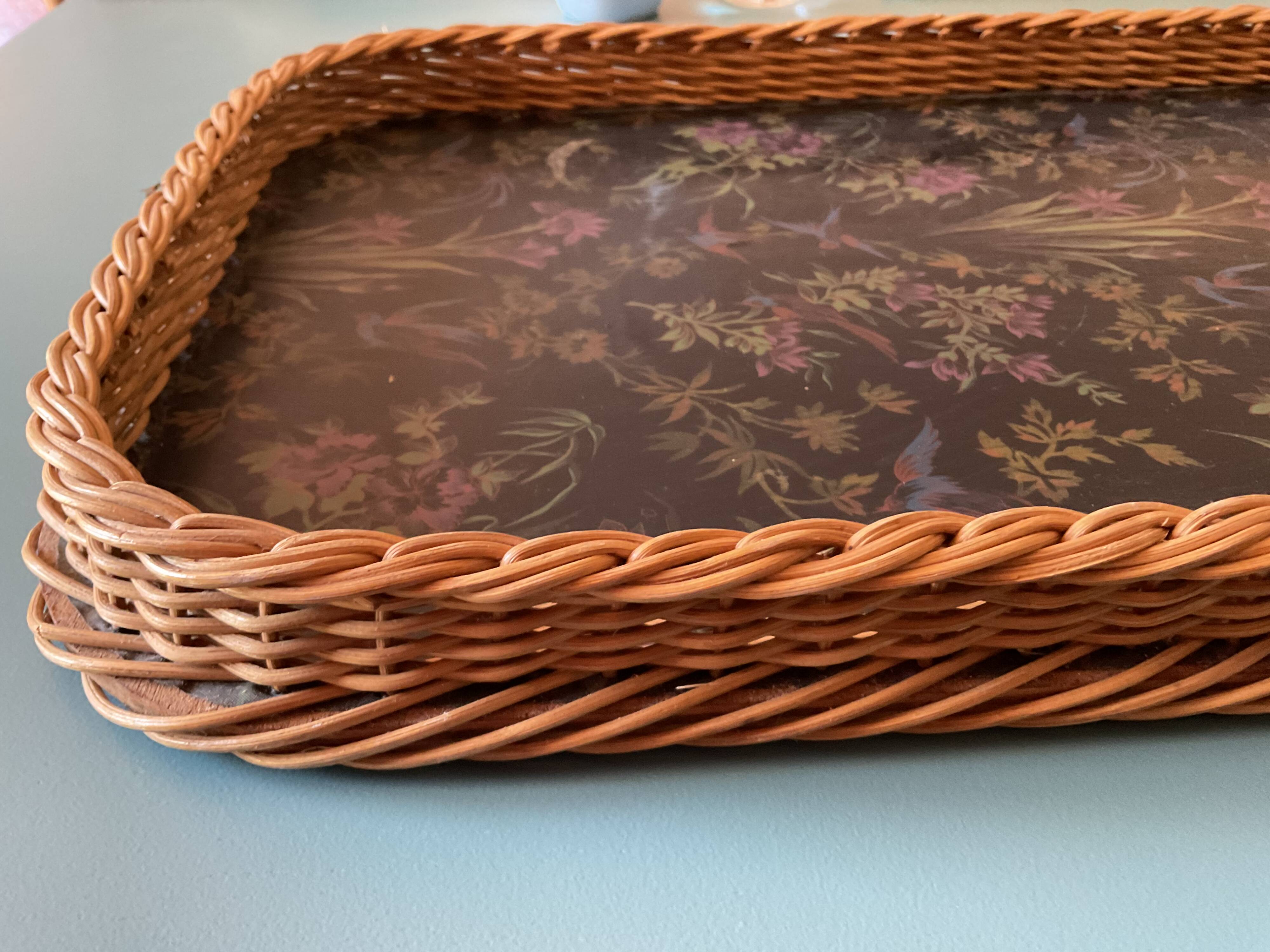 Large wood and wicker tray