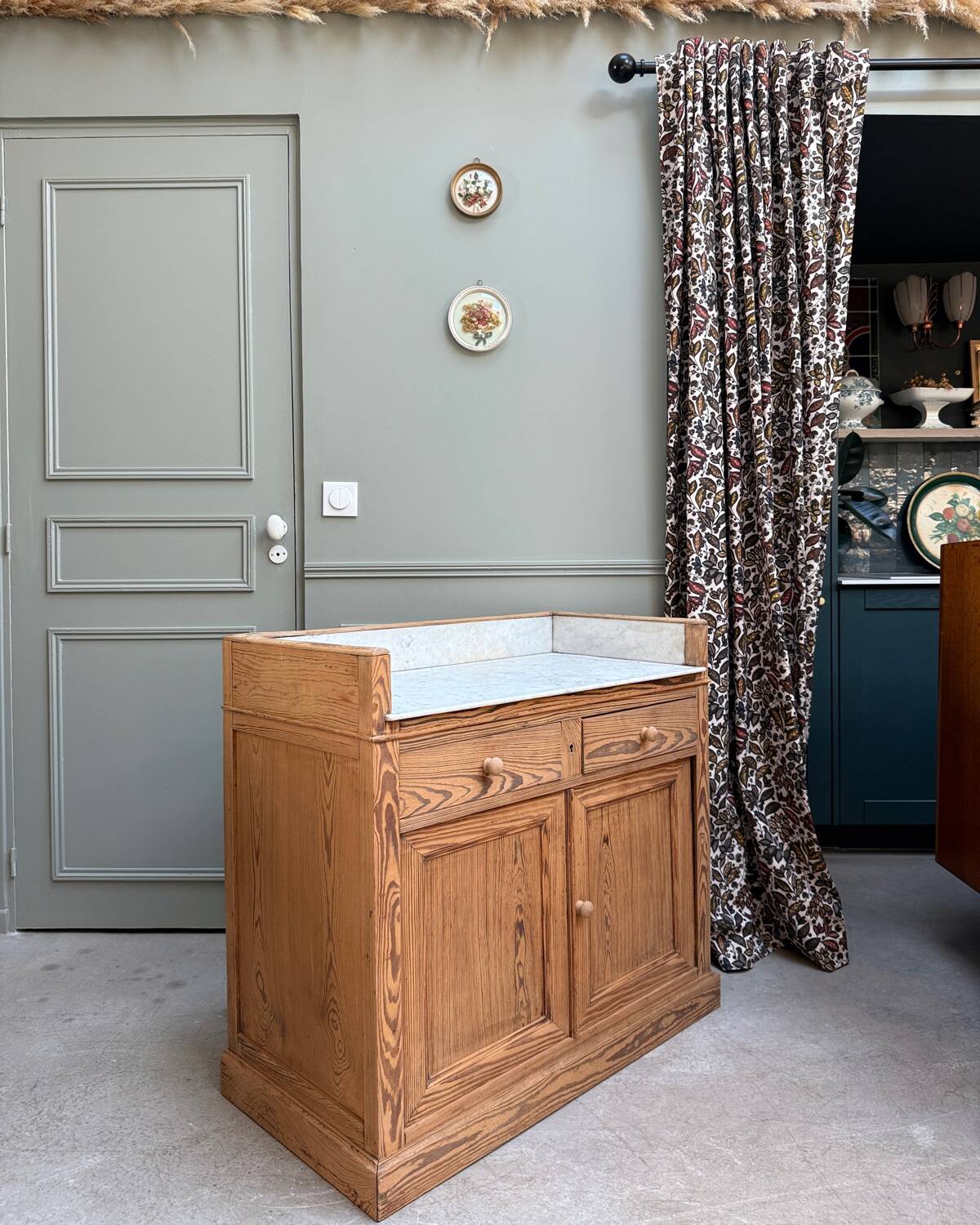 Old bathroom furniture (renovated)