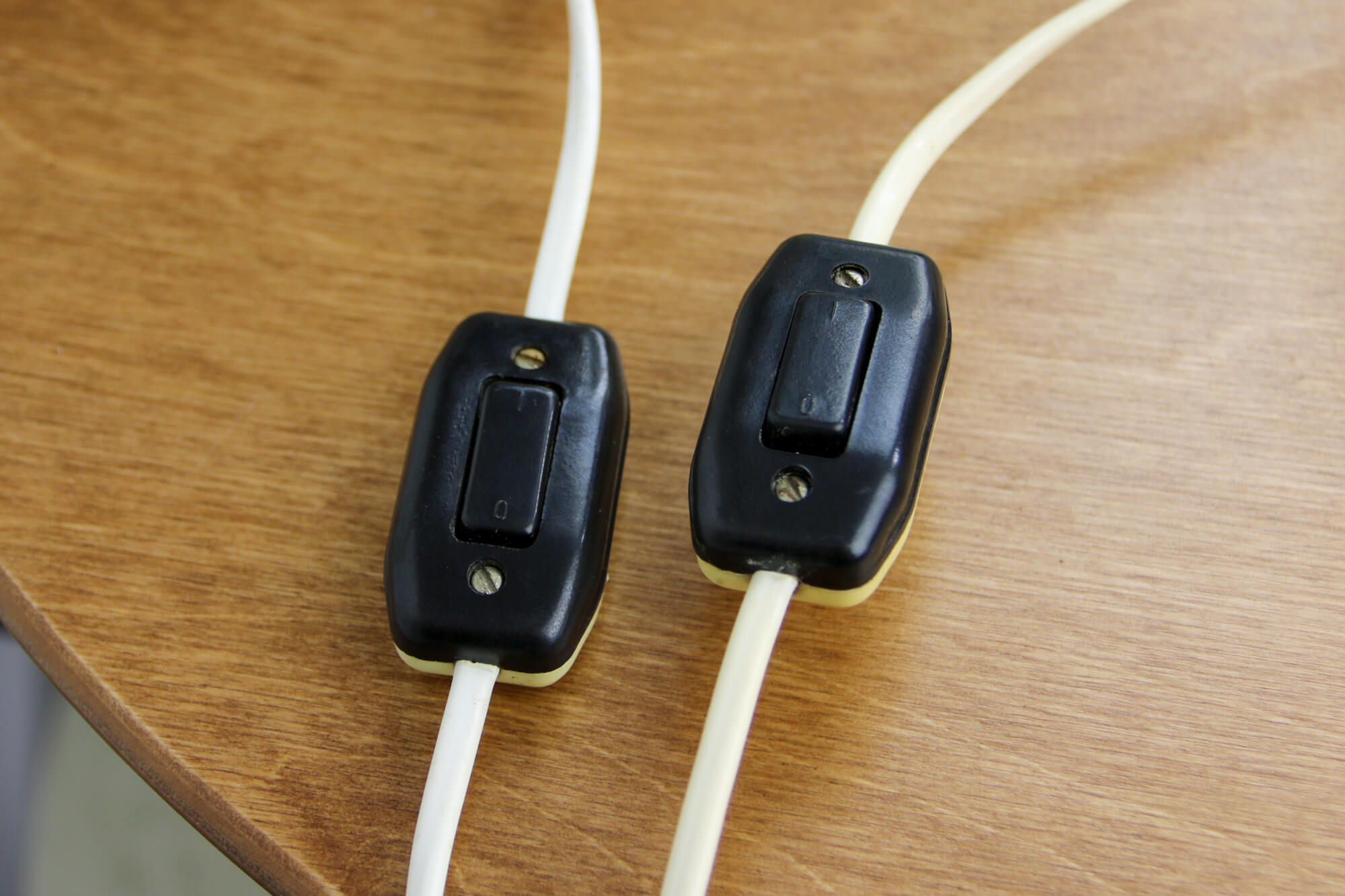 Adjustable Desk Lamp in Blue and Sand Painted Metal and Chrome-Plated Spiral Arm, 1970s, Set of 2